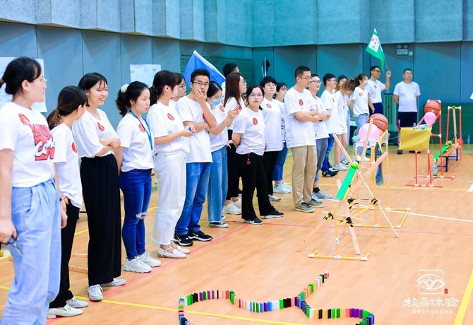 同宜醫(yī)藥“同心同德共創(chuàng)未來，宜舉成名逐鹿天下”團建活動