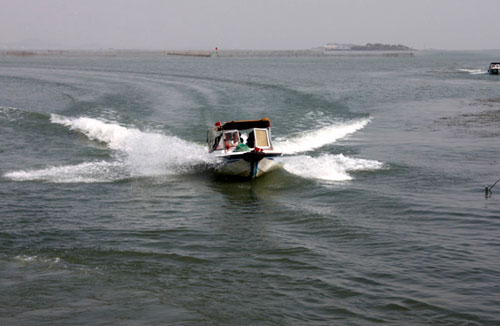 “島嶼野外拓展+燒烤”—融入自然，享受綠色，挑戰(zhàn)自我，熔煉團(tuán)隊(duì)