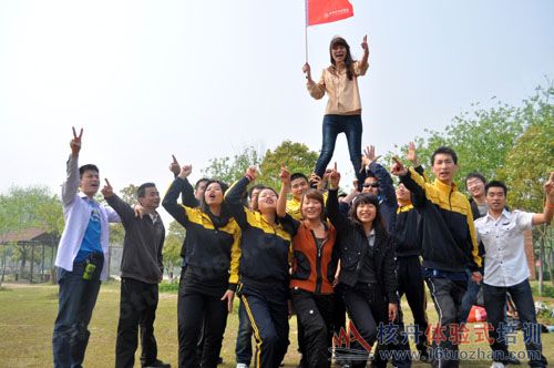 太湖鄉村牛仔拓展訓練報道 核舟拓展培訓 老鷹訓練營 大腦銀行