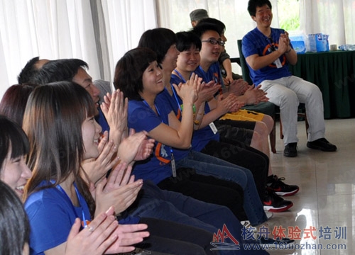 "挑戰(zhàn)、溝通、協(xié)作、凝聚"東吳證券世外桃園主題拓展訓(xùn)練報(bào)道