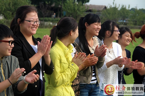 蘇州都好食品“凝聚與共創(chuàng)”團(tuán)隊拓展培訓(xùn)圓滿成功
